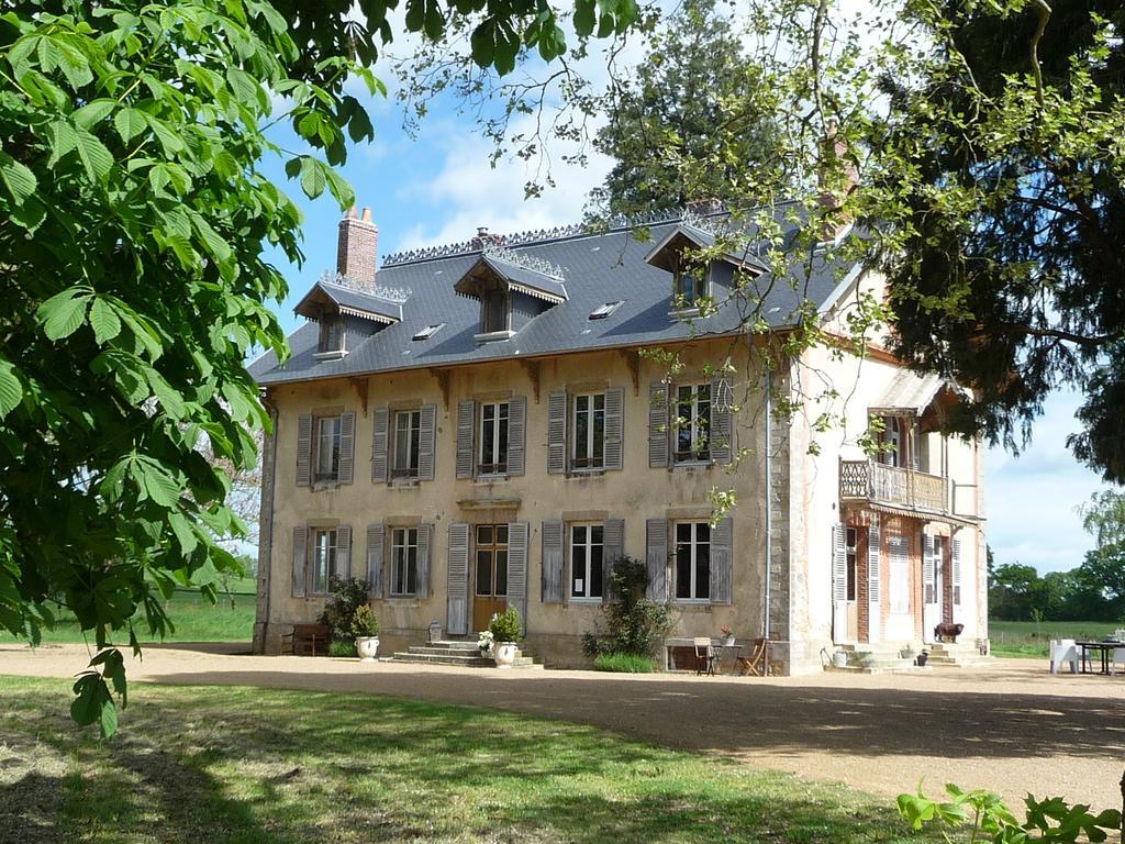 Bed and Breakfast Domaine De Savigny Saint-Saulge Экстерьер фото